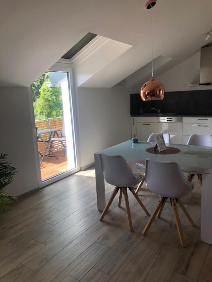 Ferienwohnungen Lamisto Am Waldesrand Neckartenzlingen Bagian luar foto