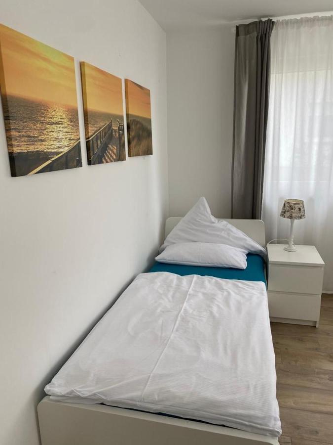 Ferienwohnungen Lamisto Am Waldesrand Neckartenzlingen Bagian luar foto